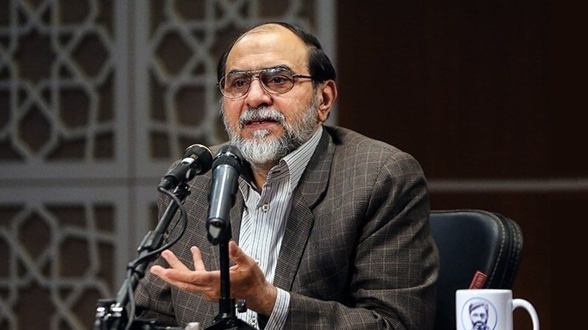 باشگاه خبرنگاران -رحیم‌پور ازغدی: برخی اماکن تخریب‌شده را باید به عنوان سند جنایت بیگانگان و سند خیانت وطن‌فروشان حفظ کرد