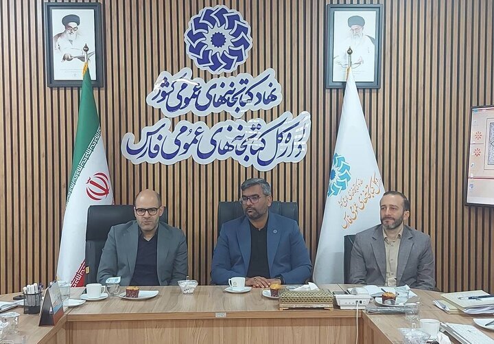 گام تازه شیراز در توسعه زیرساخت‌های کتابخوانی/اتصال ۹ کتابخانه مشارکتی به سامانه ملی