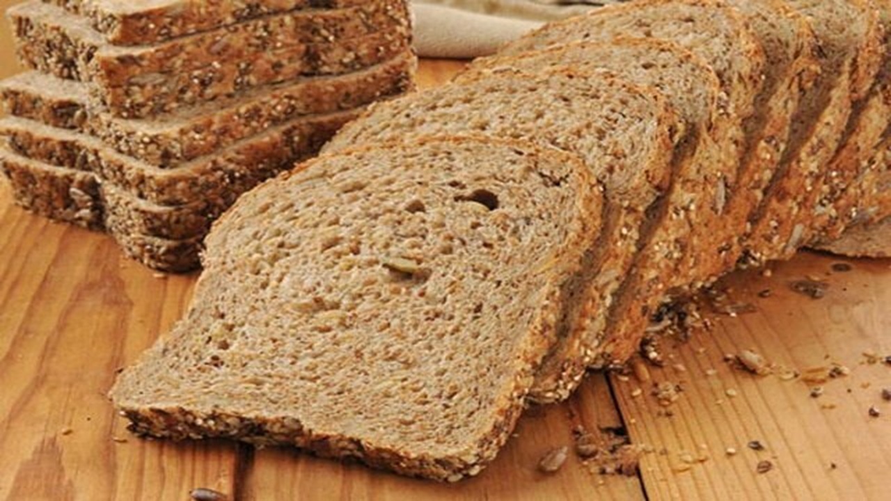 چرا نان باعث چاقی می‌شود؟