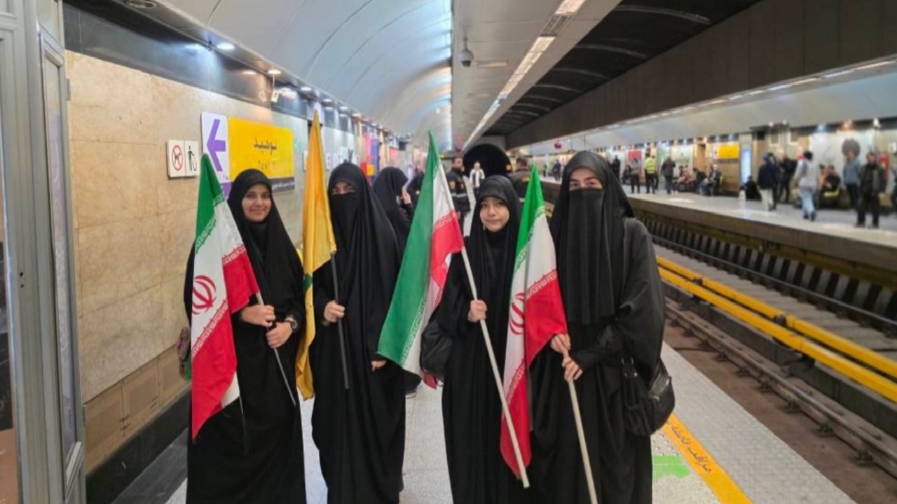 ارائه خدمات ویژه توسط مترو تهران به مناسبت اجتماع «دختران جان‌فدای ایران»