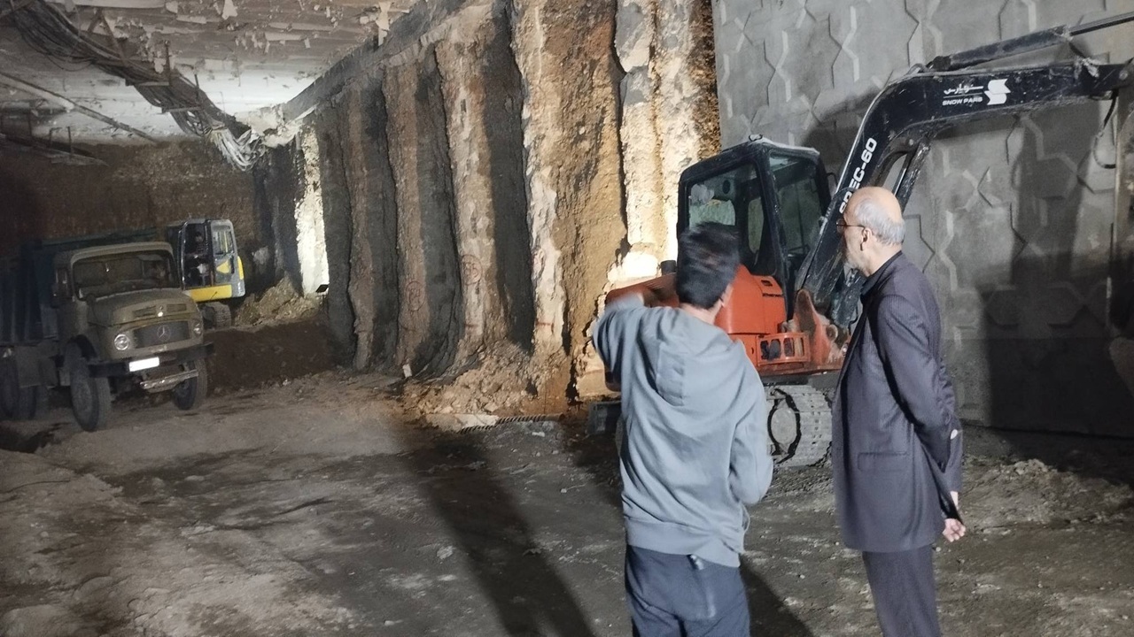 کاهش بار ترافیکی منطقه با ایجاد زیرگذر میدان سپاه/ تأکید تشکری هاشمی بر رفع سریع معارض مخابراتی