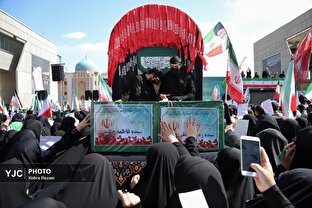 تشییع پیکر شهید سید اسماعیل خطیب در مشهد