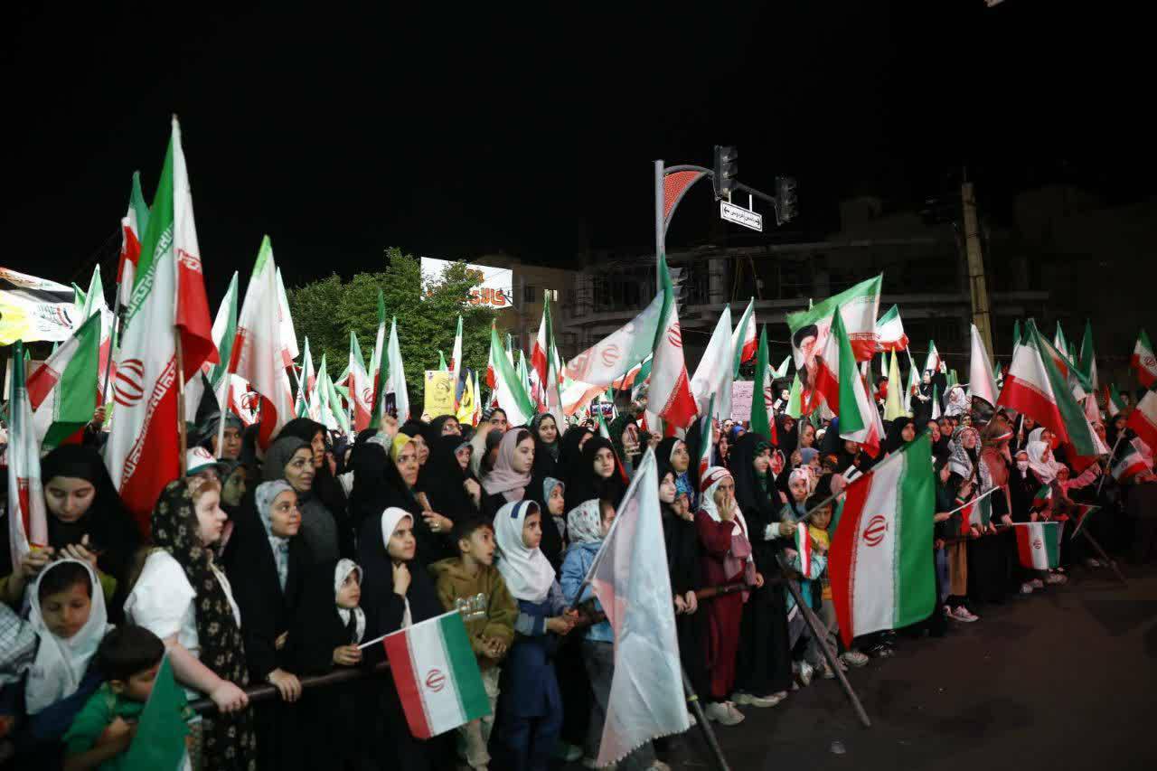 میلاد کریمه اهلبیت (ع) و روز دختر؛ دختران ایران امروز محکمتر از همیشه پای وطن ایستادهاند میلاد کریمه اهلبیت (ع) و روز دختر؛ دختران ایران امروز محکمتر از همیشه پای وطن ایستادهاند