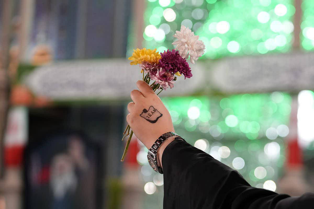 میلاد کریمه اهلبیت (ع) و روز دختر؛ دختران ایران امروز محکمتر از همیشه پای وطن ایستادهاند میلاد کریمه اهلبیت (ع) و روز دختر؛ دختران ایران امروز محکمتر از همیشه پای وطن ایستادهاند