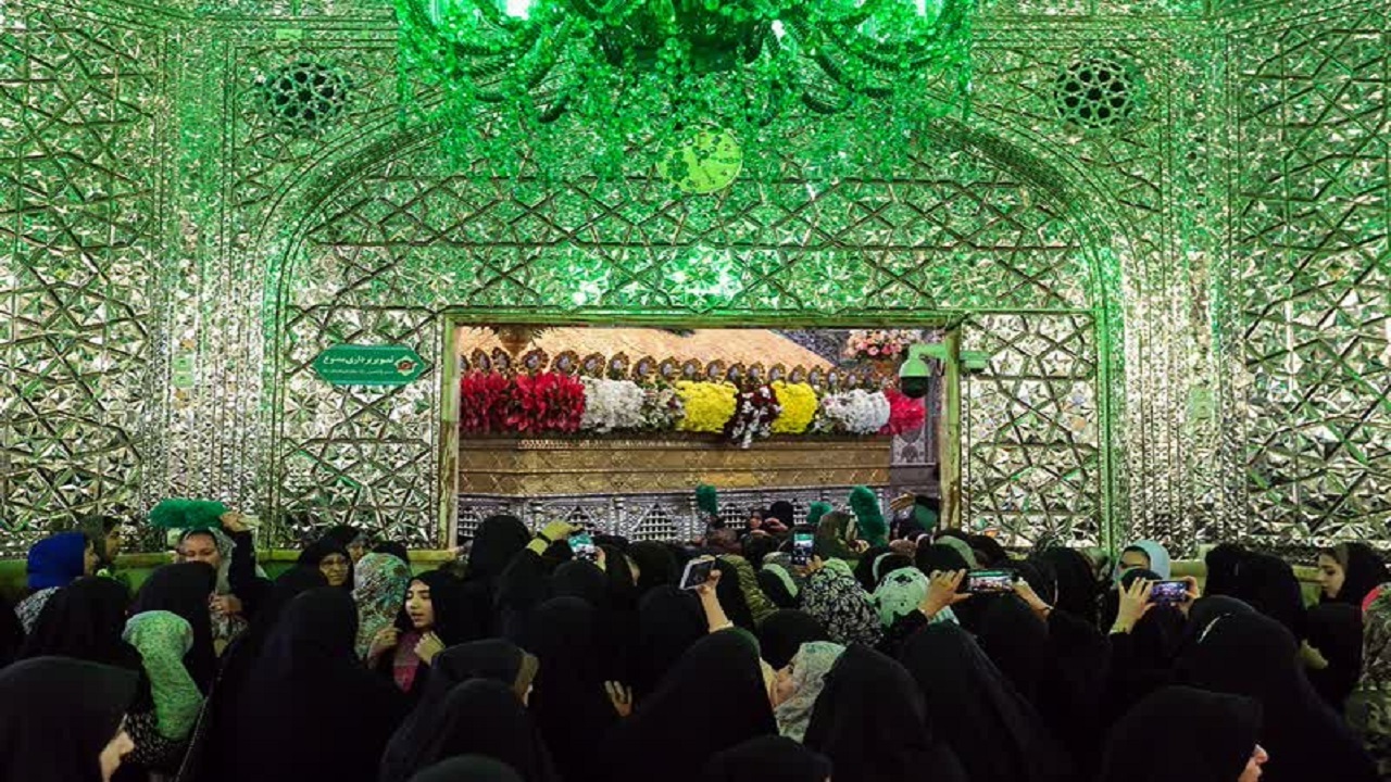 میلاد کریمه اهل‌بیت (ع) و روز دختر؛ دختران ایران امروز محکم‌تر از همیشه پای وطن ایستاده‌اند