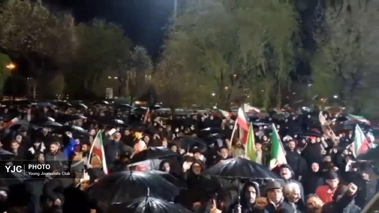 خروش بارانی دورودی‌ها در شب طنین الله‌اکبر + فیلم