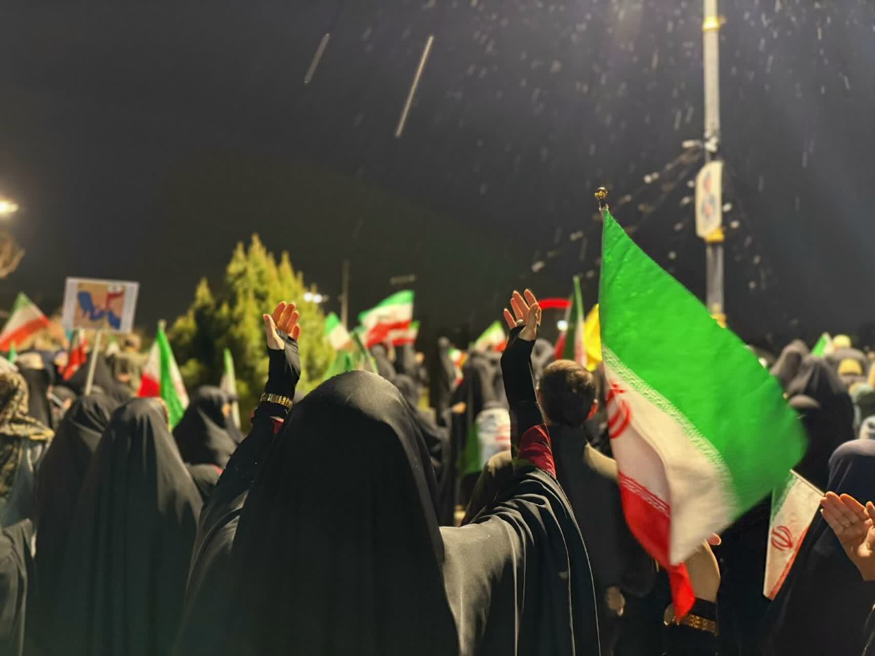 خروش با صلابت شهرک دولت آباد شهرری در حمایت از رهبری