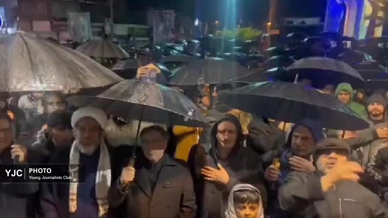 جهاد بارانی کوهدشتی‌ها در خیابان های شهر + فیلم