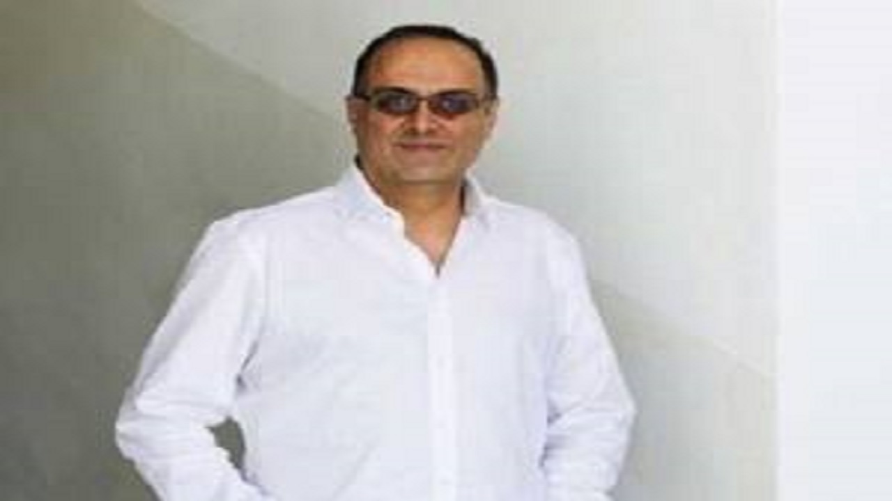 از تغییر نام خلیج‌فارس غیرتی می‌شوید، اما تهدید مرز‌ها را توجیه می‌کنید!