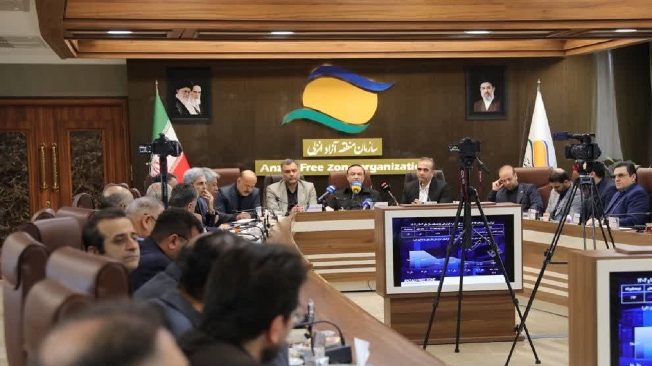 افزایش ۱۰۷ درصدی درآمد‌های مناطق آزاد کشور