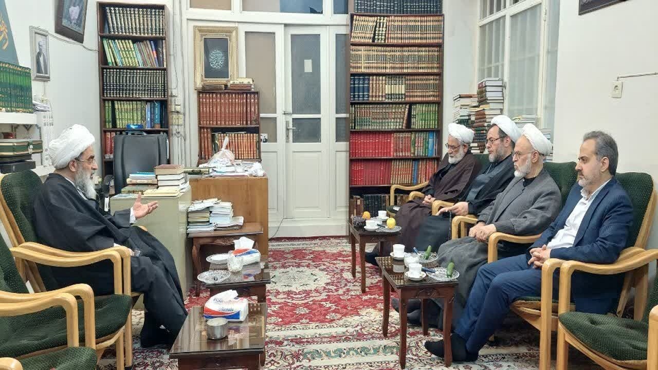 مظلومیت رهبری را فقط شهادت توانست روشن کند