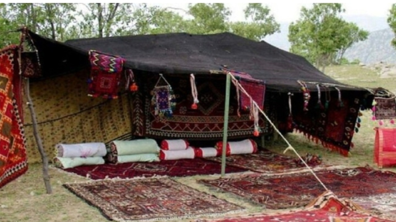خدمات‌دهی به مهمانان نوروزی تفتان در شرایط جنگی