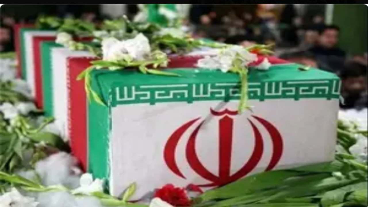 وداع باشکوه مردم قدرشناس میاندوآب با پیکر مطهر دو شهید والامقام جنگ رمضان