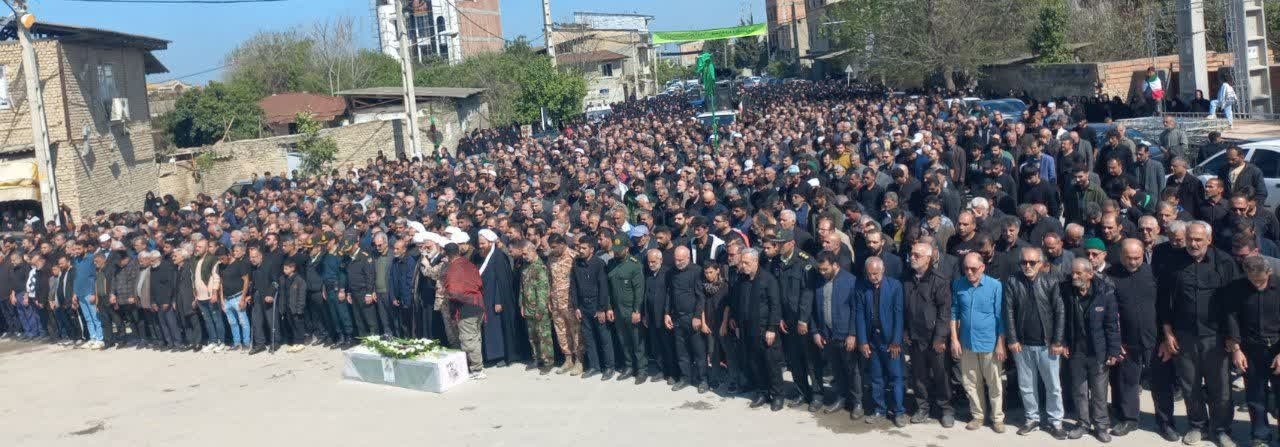 تشییع پیکر پاسدار مدافع وطن سیدمهدی سید النگی در النگ کردکوی