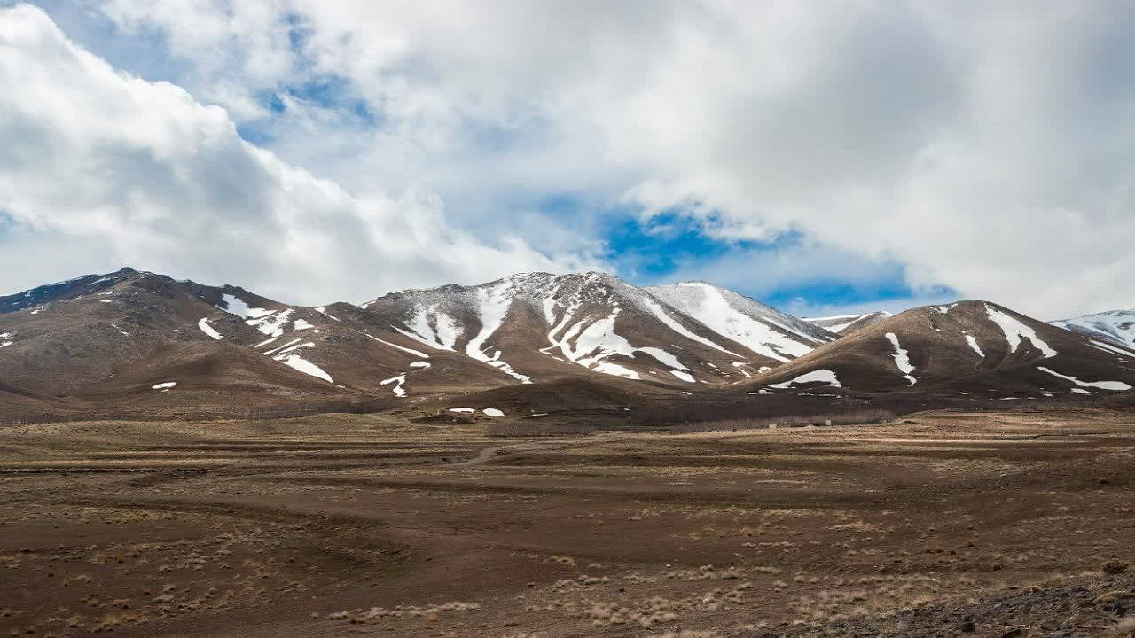جلوه‌هایی از سپید پوش شدن ارتفاعات کهک+ تصاویر