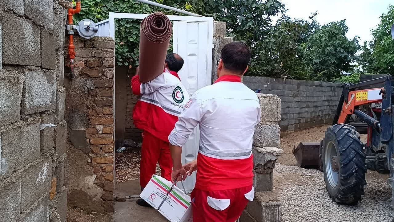 اعزام تیم‌های تخصصی سیلاب هلال‌احمر سیستان و بلوچستان به زرآباد