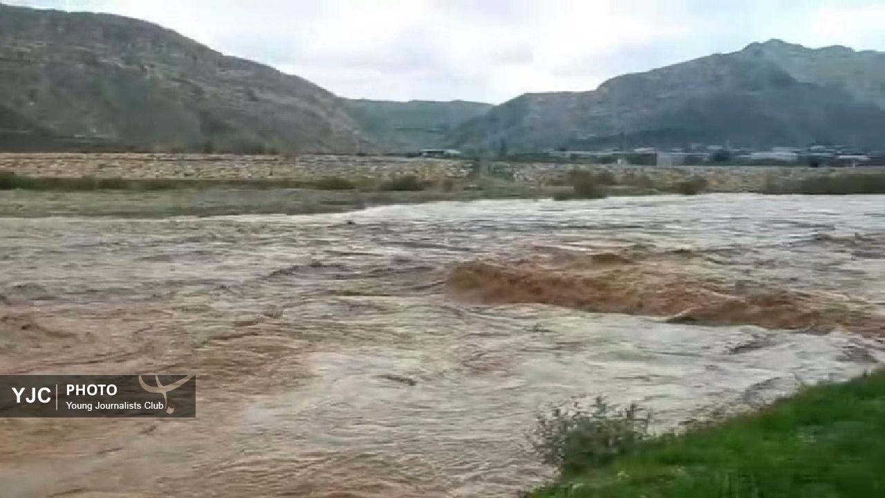 خروش رودخانه کشکان در پلدختر + فیلم