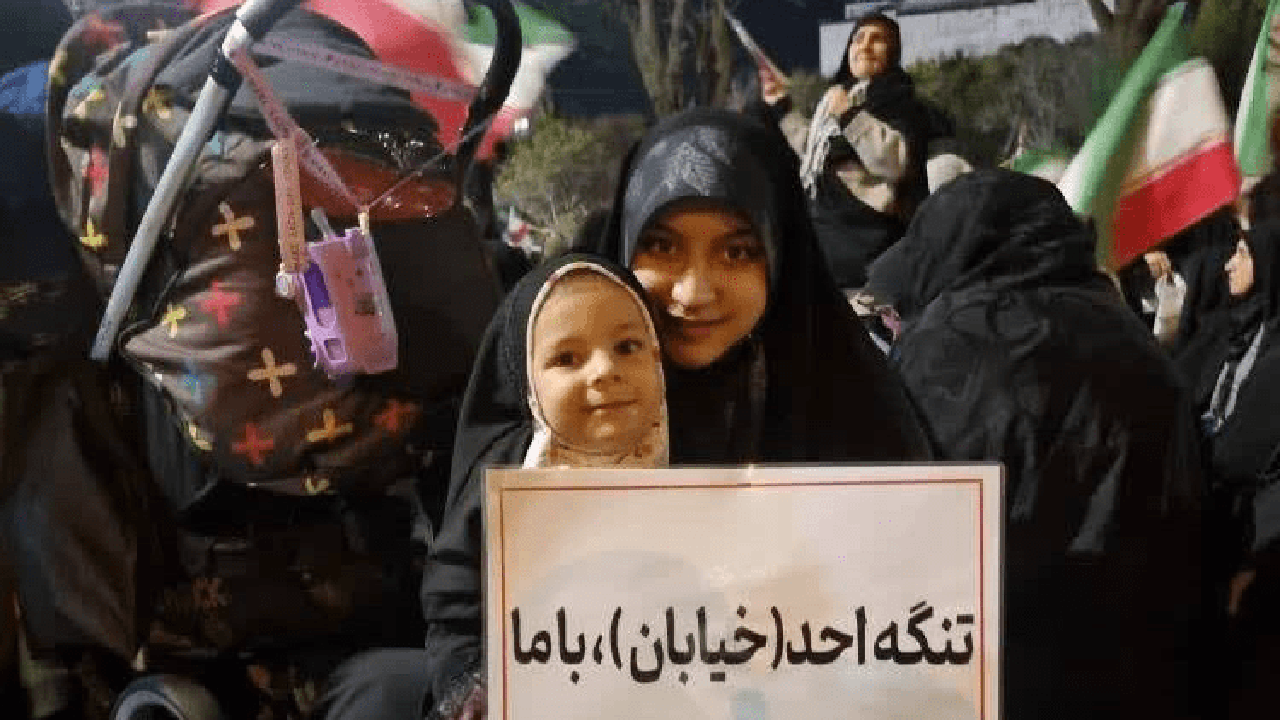 نقش آفرینی در تجمعات حتی با یک بسته پفیلا!