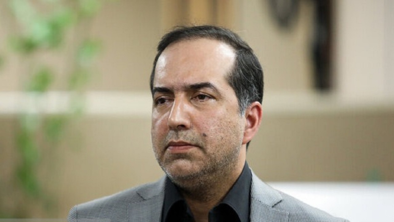 «عقل سرخ»؛ یادداشت حسین انتظامی برای شهید علی لاریجانی