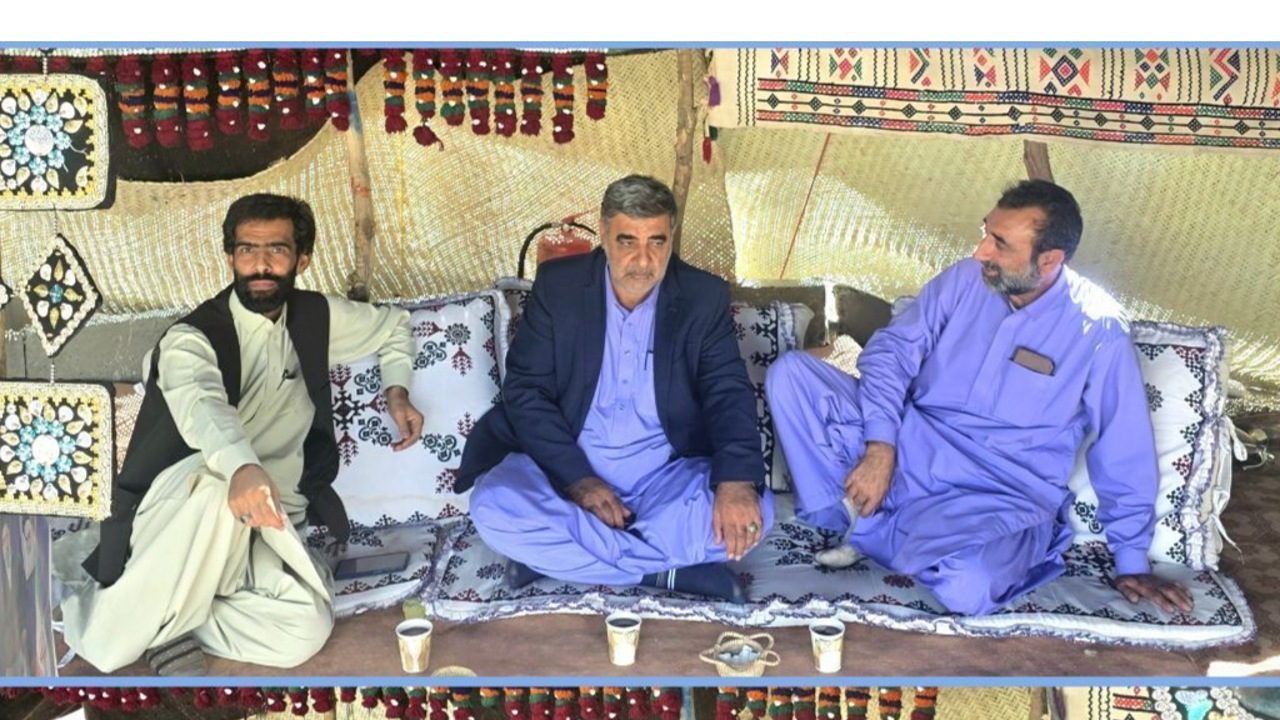 برپایی گِدام سیاه چادر فرهنگی در خاش؛ تجلی فرهنگ و زندگی مردم بلوچ در نوروز