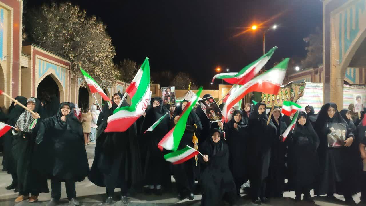 شور و حال صالح آبادی&zwnj;ها در پنجاه و یکمین تجمع شبانه