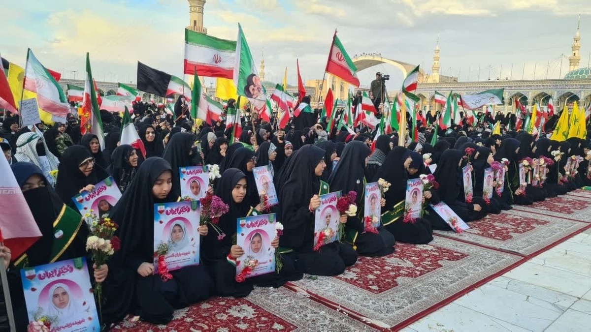 باشگاه خبرنگاران -اجتماع دختران جانفدایی ایران در میعادگاه منتظران ظهور