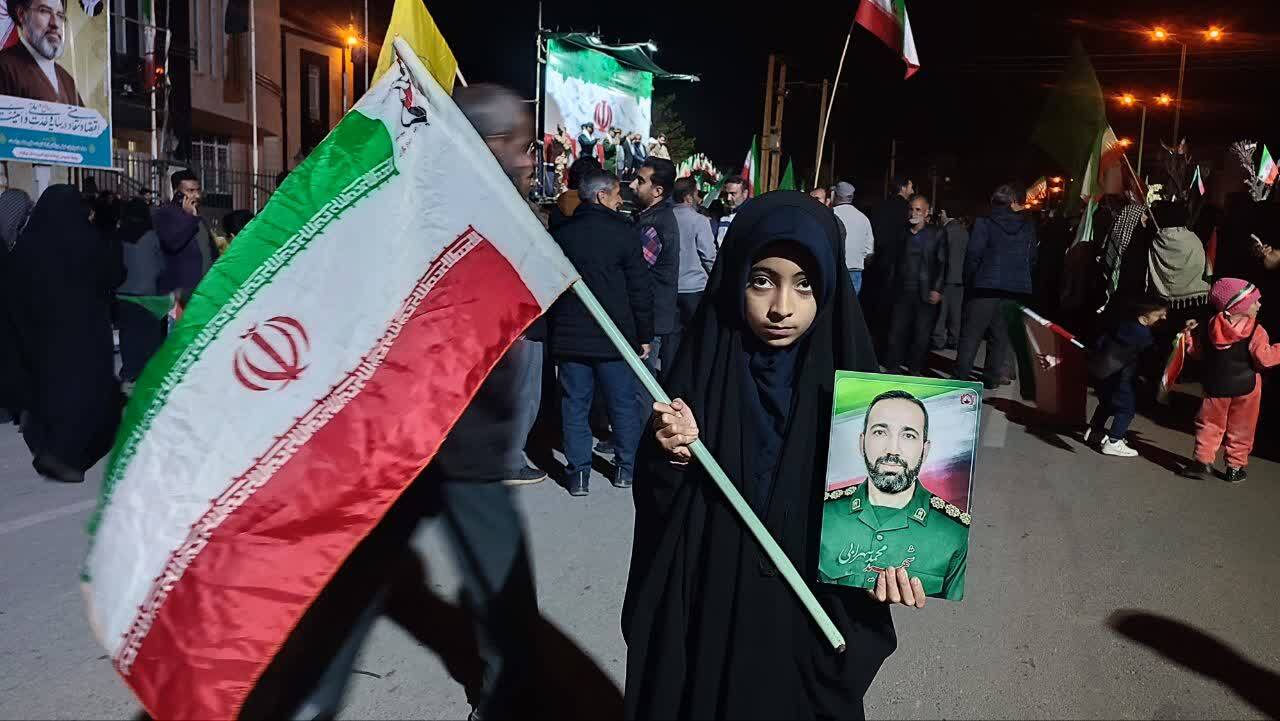 قیام جان فداهای نهاوند از لنز دوربین شهروندخبرنگار قیام جان فداهای نهاوند از لنز دوربین شهروندخبرنگار