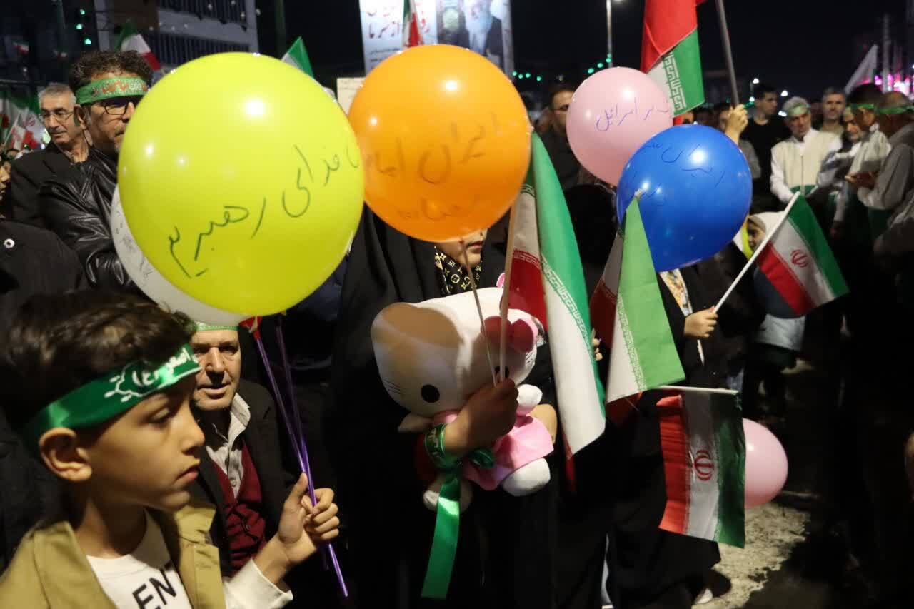 نمایی از حضور مردم انقلابی ماهدشتی&zwnj;ها در اجتماع امام رضایی&zwnj;ها