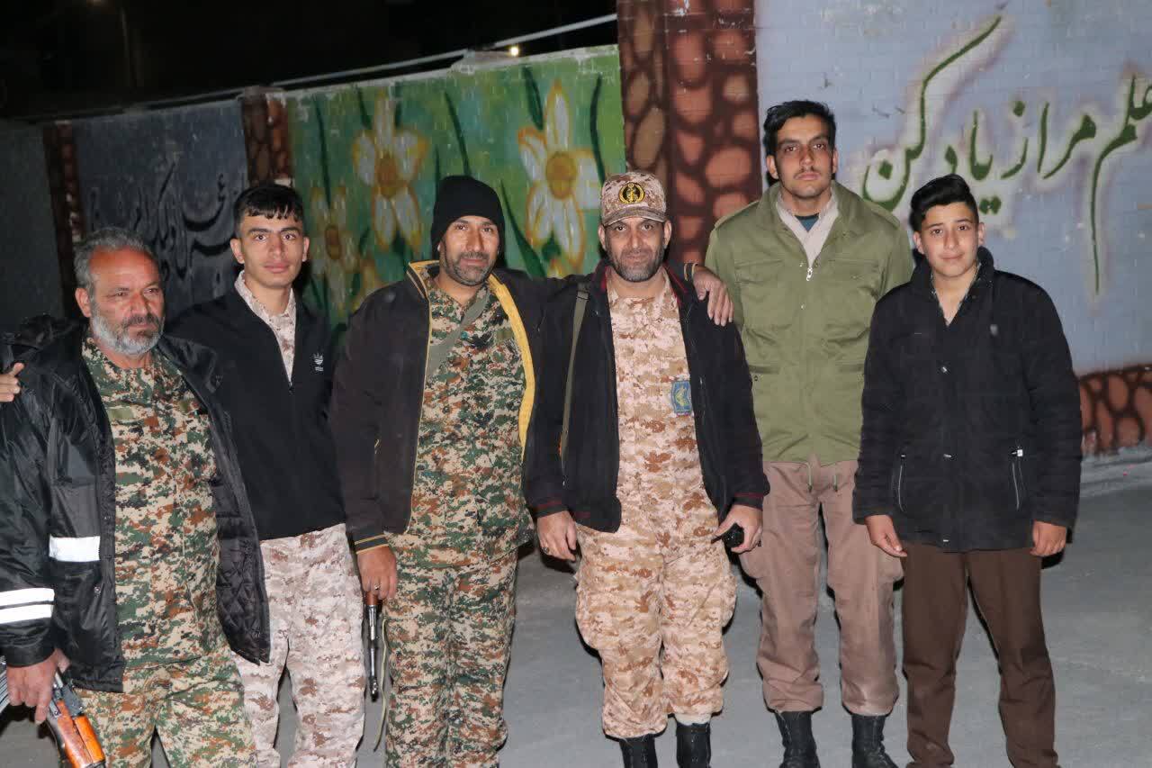 برگزاری مراسم رژه نظامی و خودرویی توسط خواهران شهر عسگران