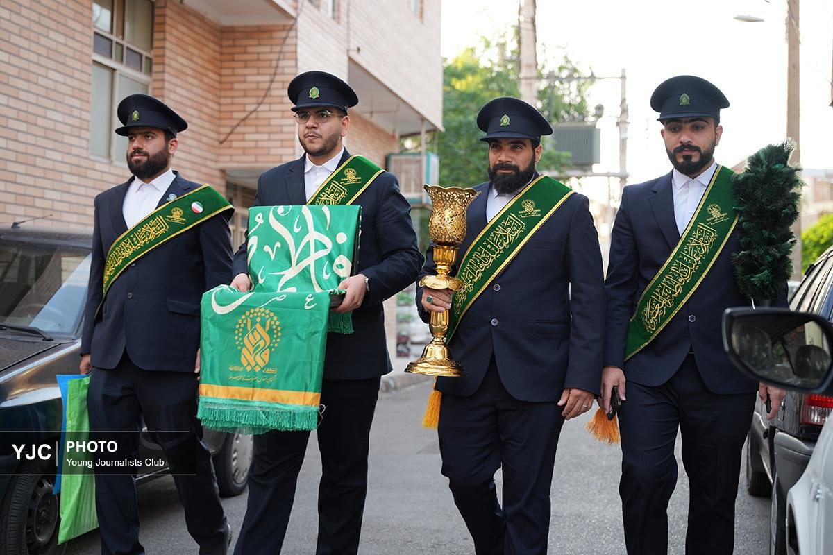 عیادت خادمان حرم کریمه اهل بیت(س) و اصحاب رسانه از حسین قزاقی جانباز سرافراز جنگ رمضان
