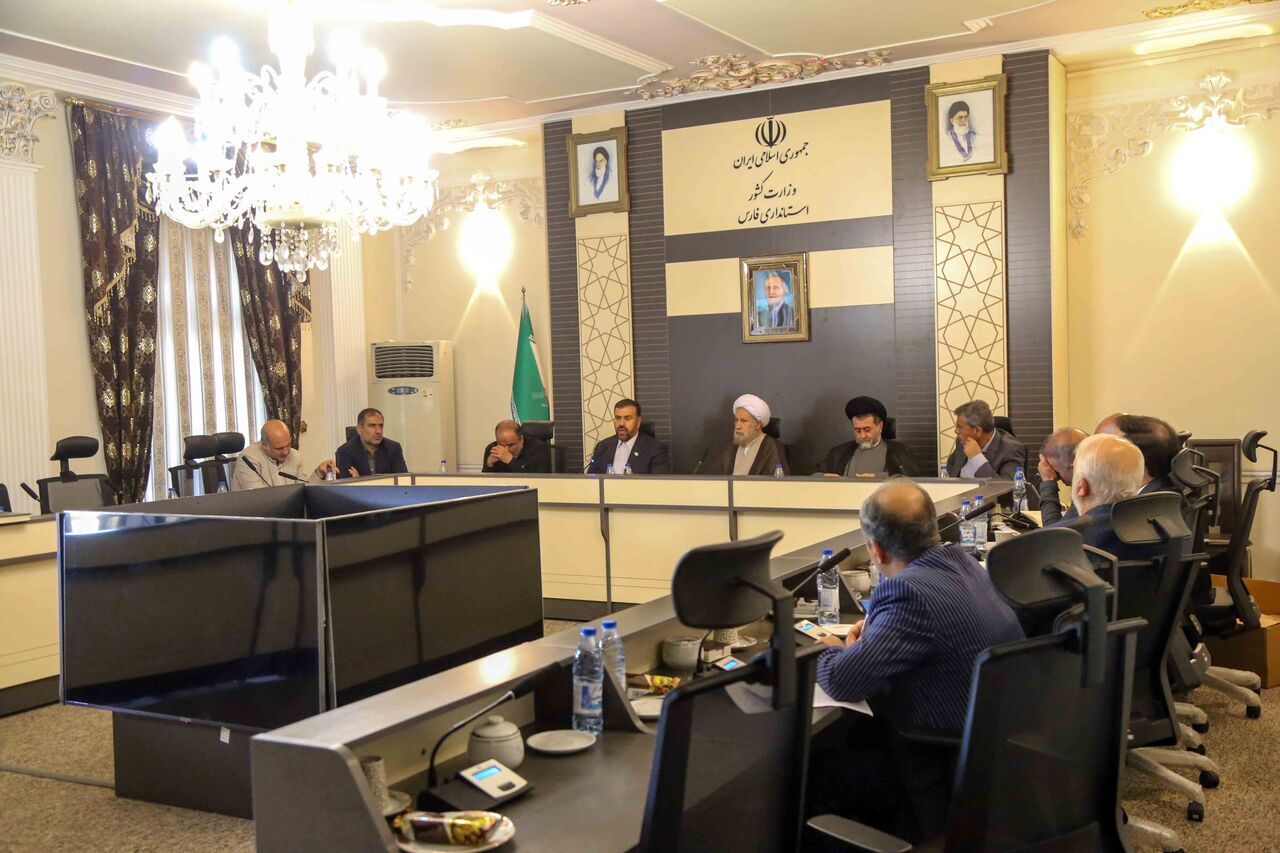 افزایش موج حمایت‌های مردمی از رزمندگان در فارس