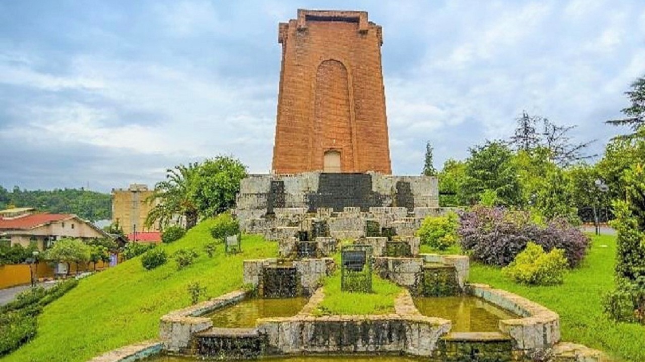 سند بنای تاریخی کاشف السلطنه، بنیان‌گذار صنعت چای ایران به نام میراث فرهنگی گیلان صادر شد