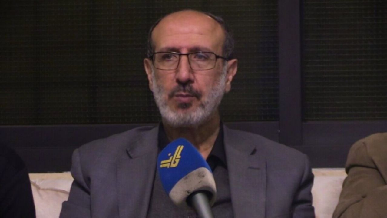 عملکرد مقامات در برابر اسرائیل «مسیر تسلیم» است