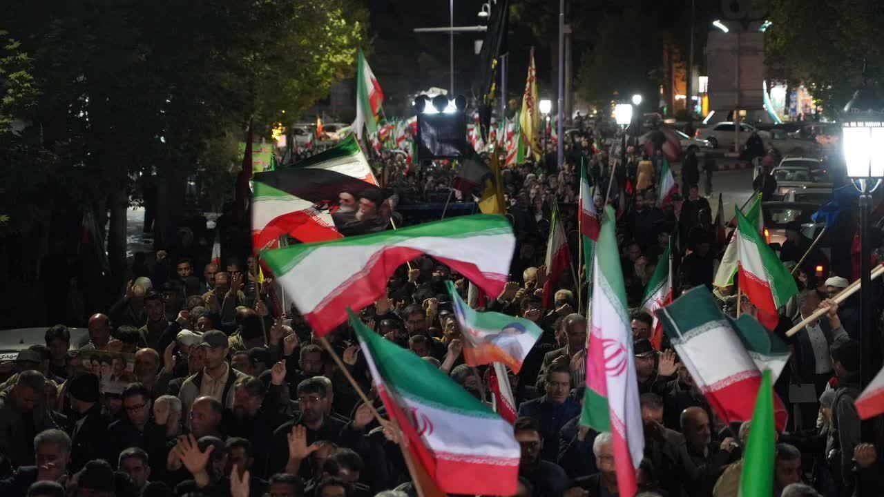 اجتماع شبانه خیابانی مردم دارالمومنین خوی