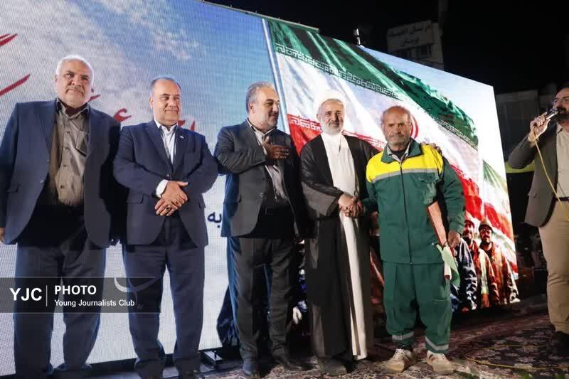 اجتماع عظیم کارگران انقلابی در قم برگزار شد+تصاویر