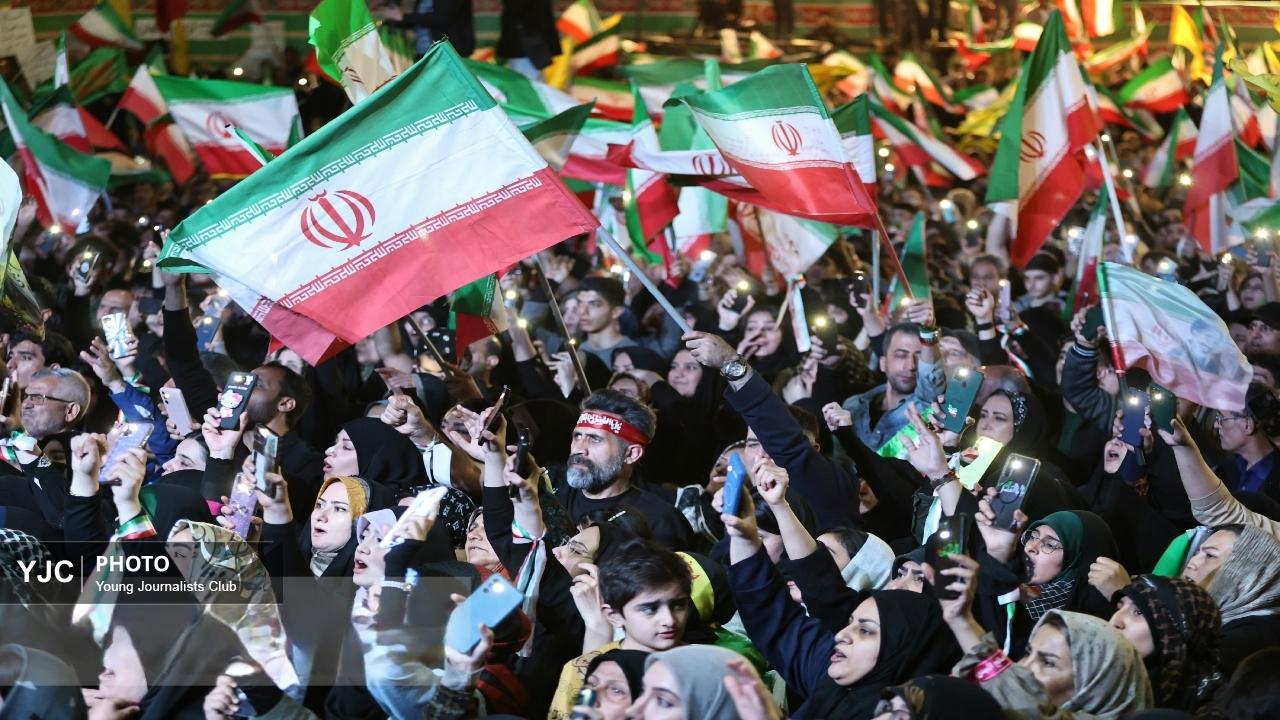 سرود به‌مثابه حافظه فعال؛ وقتی خیابان به کُر ملی تبدیل می‌شود