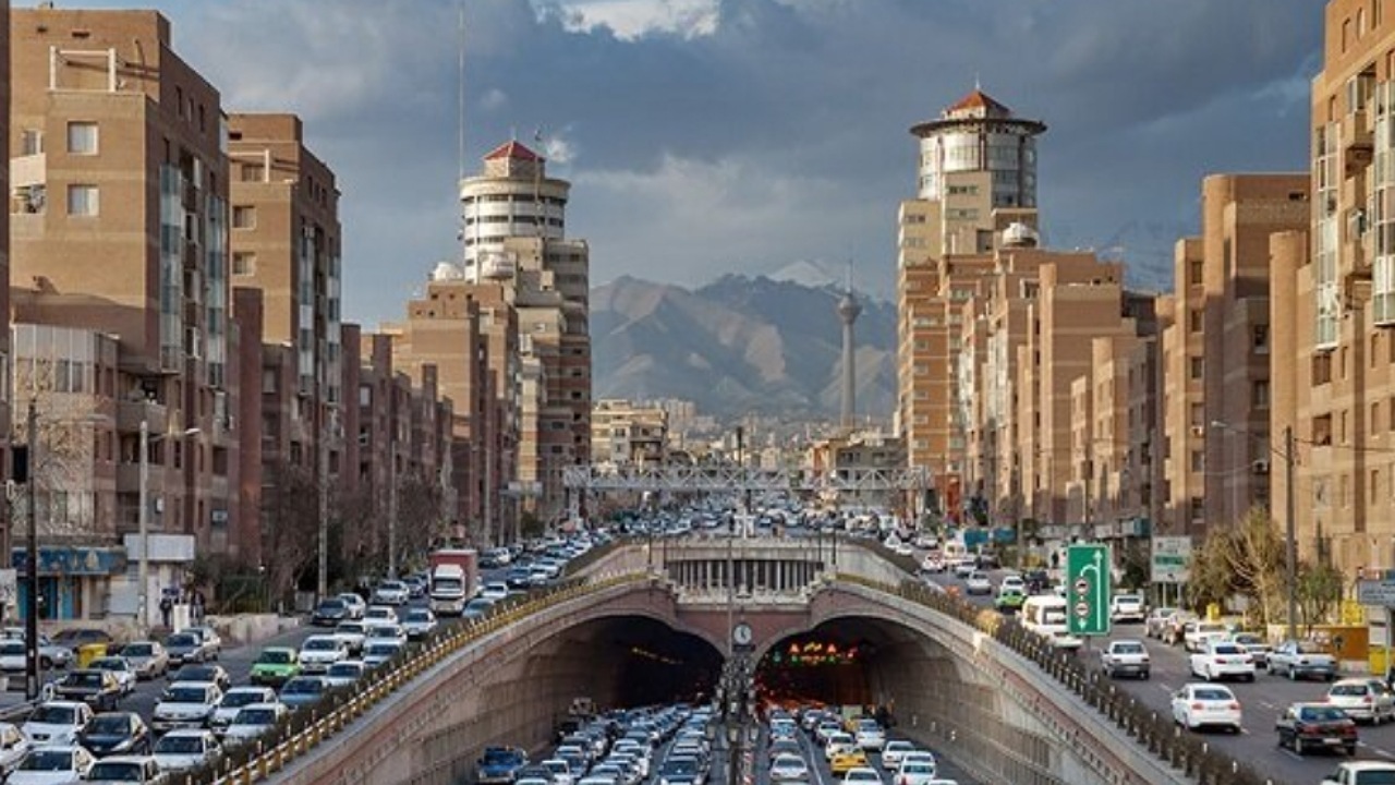 تغییر مسیر ناگهانی عامل مهم حوادث ناگوار در بزرگراه‌ها
