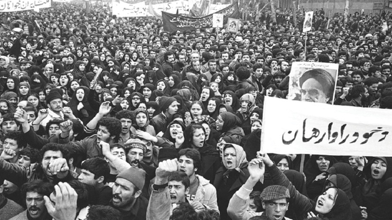 مردم‌سالاری دینی چگونه در خیابان معنا شد؟