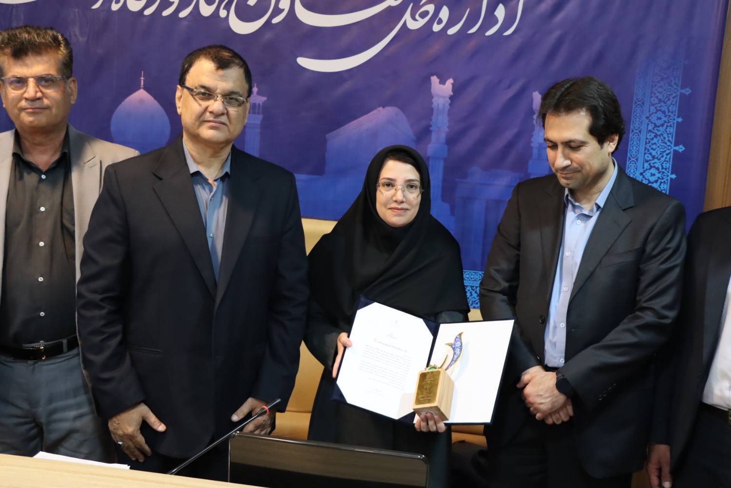 اختراع کیت آنالیز خاک، کارگر نوآور شیرازی را به قله جشنواره امتنان رساند