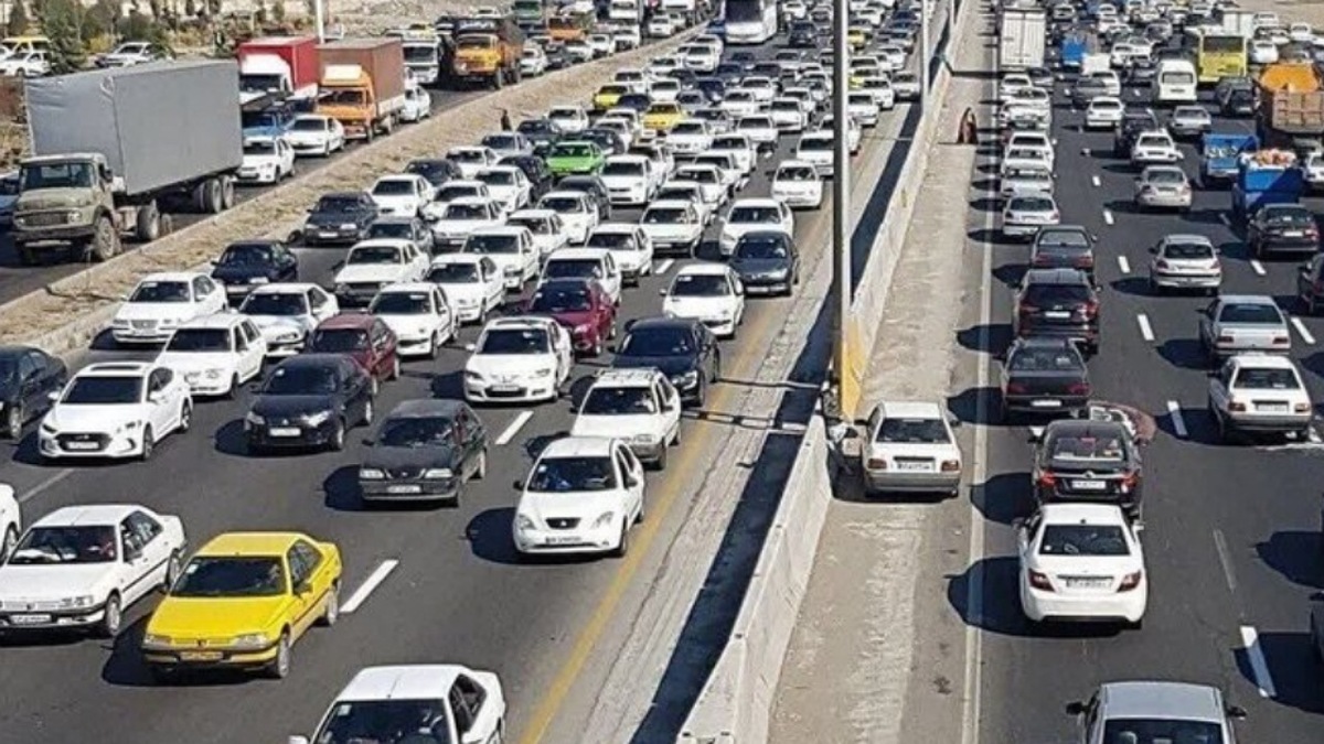 باشگاه خبرنگاران -ترافیک سنگین در محور‌های ورودی تهران/ بارش باران در برخی از جاده‌های شمالی کشور