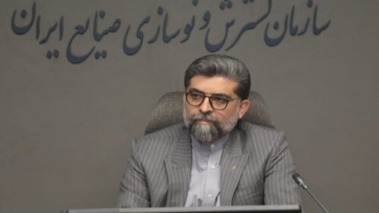 عرضه خودرو توسط خودروسازان هفتگی می‌شود