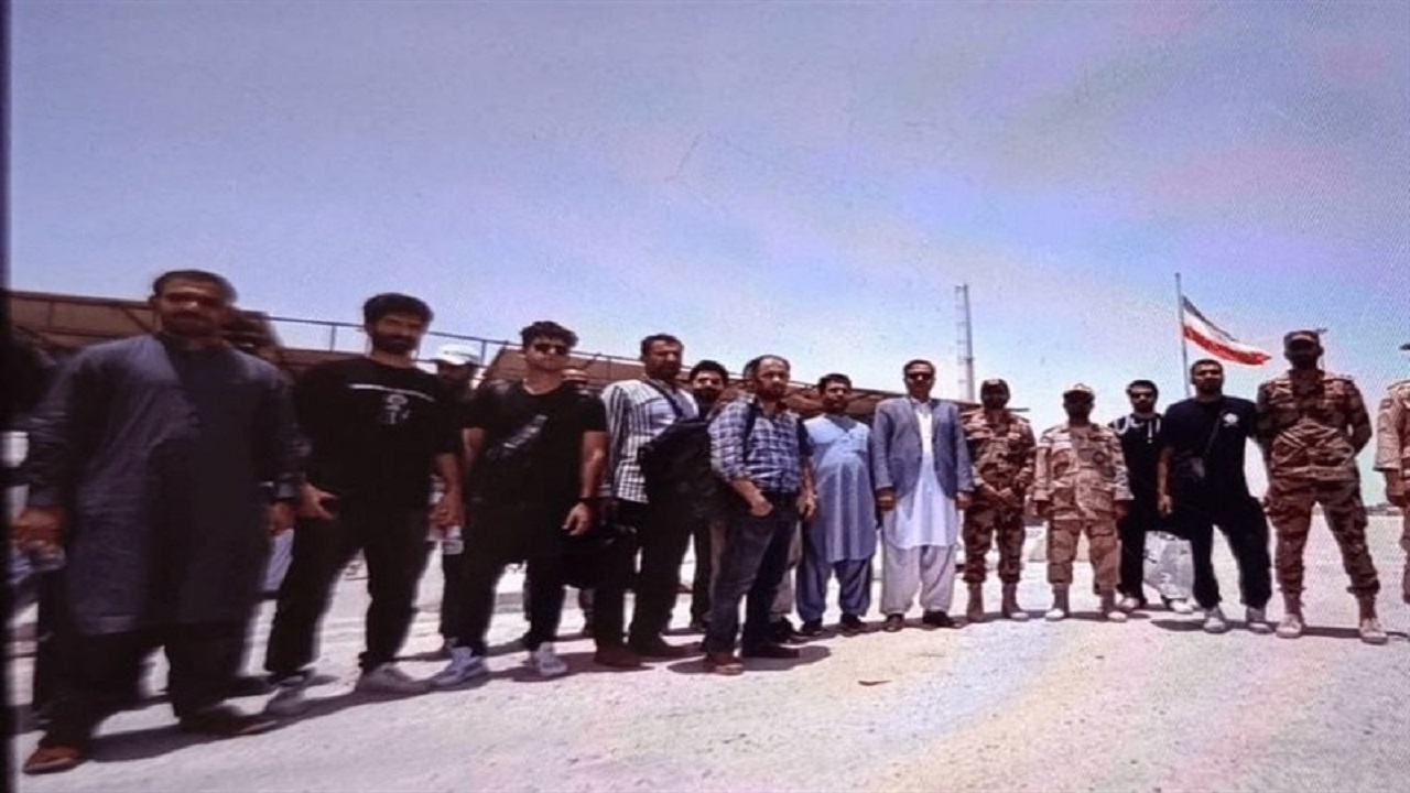 بازگشت ۱۵ نفر از خدمه کشتی «توسکا» به ایران