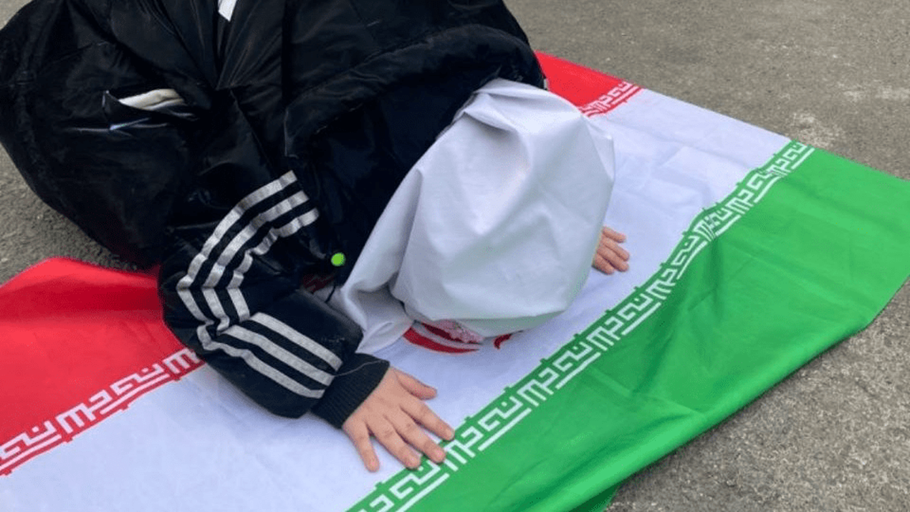سؤالات نوجوانان درباره جنگ
