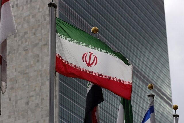 معاریو: ایران در نبرد پیروز شده، هیچ‌کس «پرچم سفید» تهران را نخواهد دید