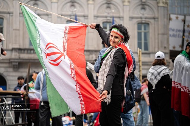 تجمع حمایت از ایران در مقابل سفارت آمریکا در بلژیک