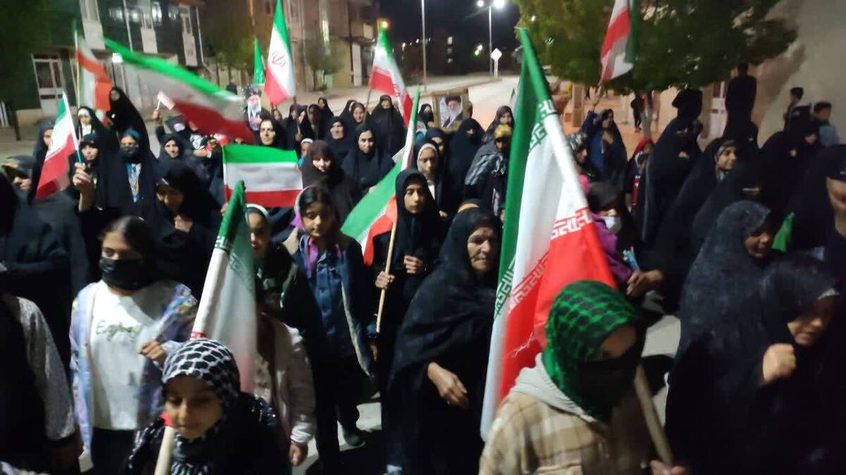 باشگاه خبرنگاران -گوشه‌هایی از وطن پرستی بخش صالح آباد در تجمع اقتدار و مقاومت + عکس