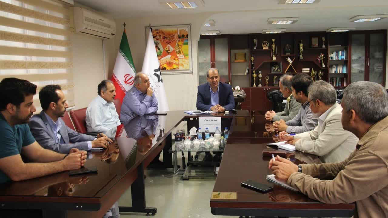 گام بلند مازندران برای ارتقای ذخیره‌سازی کالا‌های اساسی؛ مخازن ۲۰ هزار تنی روغن خام در نکا احداث می‌شود 