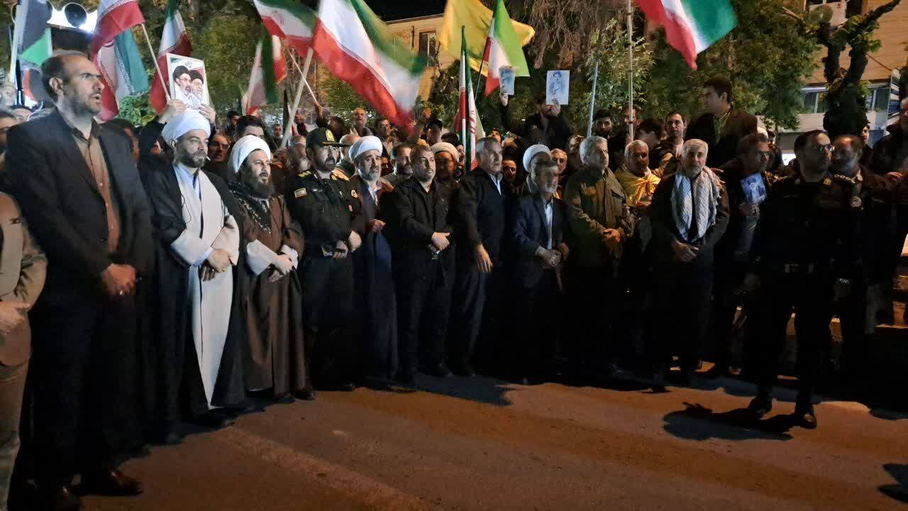 ۶۷ شب ایستادگی خوی&zwnj;ها به دنبال شهادت رهبر انقلاب