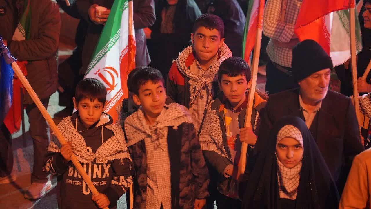 ۶۷ شب ایستادگی خوی&zwnj;ها به دنبال شهادت رهبر انقلاب