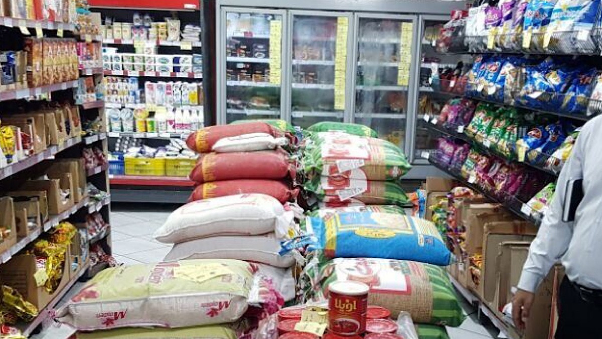 باشگاه خبرنگاران -کمبودی در کالاهای اساسی وجود ندارد